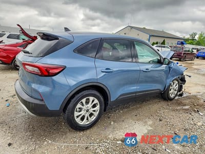 Trzecie zdjęcie samochodu z tyłu: 2026 FORD ESCAPE ACTIVE VIN:1FMCU0GN2TUA10931 - miniatura