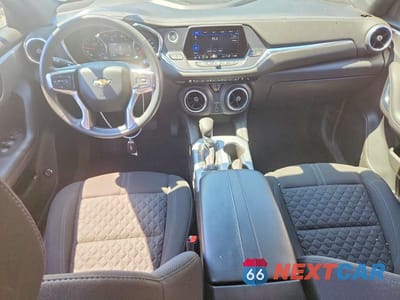 Zdjęcie 8 z 13 samochodu: 2022 CHEVROLET BLAZER 2LT VIN:3GNKBCR41NS197066 - miniatura