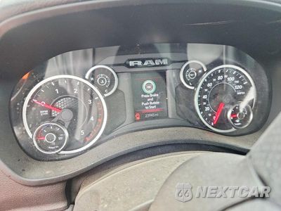 Zdjęcie 9 z 12 samochodu: 2026 RAM 3500 TRADESMAN VIN:3C7WRTCL9TG155866 - miniatura