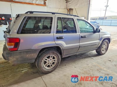 Trzecie zdjęcie samochodu z tyłu: 2004 JEEP GRAND CHEROKEE LAREDO VIN:1J4GW48S34C238675 - miniatura
