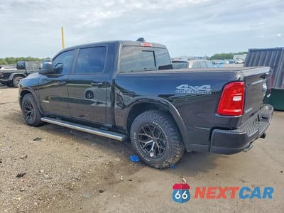 Drugie zdjęcie samochodu z przodu: 2025 RAM 1500 LARAMIE VIN:1C6SRFJPXSN550316 - miniatura