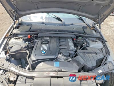 Zdjęcie 11 z 12 samochodu: 2010 BMW 328 XI VIN:WBAUU3C55AA540953 - miniatura