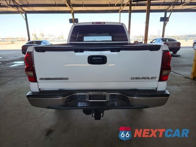 Zdjęcie 6 z 12 samochodu: 2003 CHEVROLET SILVERADO K1500 VIN:1GCEK19T53E325026 - miniatura