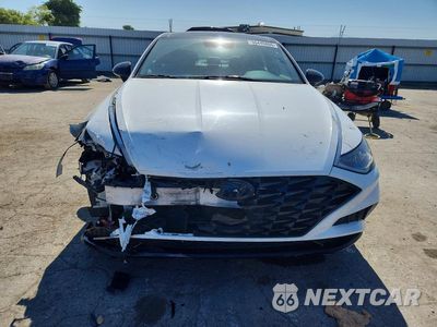 Piąte zdjęcie samochodu w środku: 2023 HYUNDAI SONATA SEL PLUS VIN:KMHL44J21PA279841 - miniatura