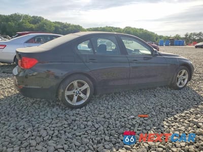 Trzecie zdjęcie samochodu z tyłu: 2015 BMW 328 XI SULEV VIN:WBA3B5C59FF962215 - miniatura