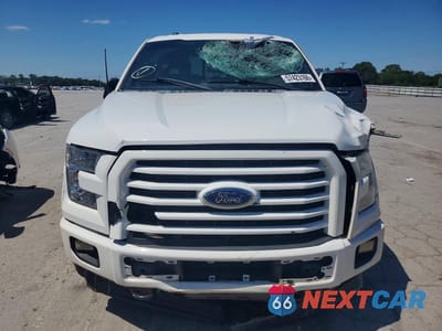 Piąte zdjęcie samochodu w środku: 2017 FORD F150 SUPERCREW VIN:1FTEW1EG5HFA35335 - miniatura