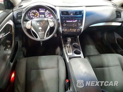 Zdjęcie 8 z 12 samochodu: 2014 NISSAN ALTIMA 2.5 S VIN:1N4AL3AP4EC185075 - miniatura