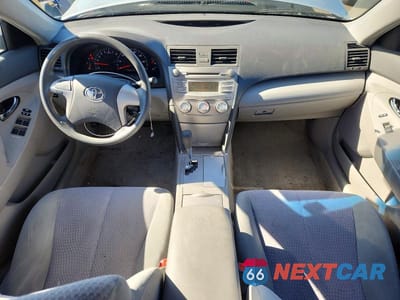 Zdjęcie 8 z 12 samochodu: 2010 TOYOTA CAMRY LE VIN:4T1BF3EK5AU015814 - miniatura