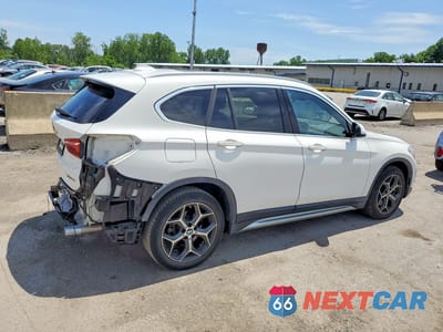 Trzecie zdjęcie samochodu z tyłu: 2019 BMW X1 XDRIVE28I VIN:WBXHT3C59K3H34405 - miniatura