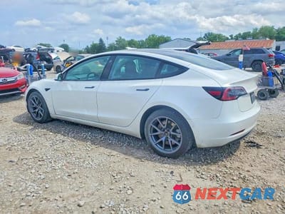 Drugie zdjęcie samochodu z przodu: 2022 TESLA MODEL 3 VIN:5YJ3E1EB1NF315154 - miniatura