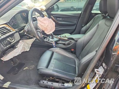 Zdjęcie 7 z 12 samochodu: 2013 BMW 335 XI VIN:WBA3B9C54DJ899140 - miniatura