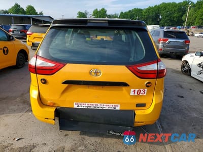 Zdjęcie 6 z 13 samochodu: 2016 TOYOTA SIENNA L 7-PASSENGER VIN:5TDZK3DC2GS718146 - miniatura