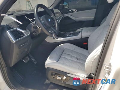 Zdjęcie 7 z 12 samochodu: 2026 BMW X5 XDRIVE4 VIN:5UX23EU04T9343559 - miniatura