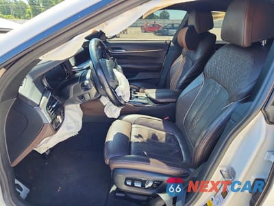 Zdjęcie 7 z 12 samochodu: 2018 BMW 640 VIN:WBAJV6C57JBJ99728 - miniatura