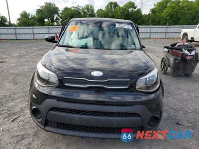 Piąte zdjęcie samochodu w środku: 2019 KIA SOUL BASE VIN:KNDJN2A28K7919238 - miniatura