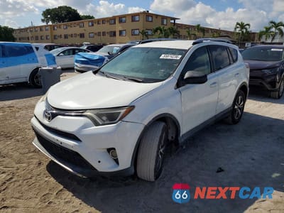 2016 TOYOTA RAV4 LE 2T3BFREV0GW411694 - główne zdjęcie licytacji z USA - miniatura