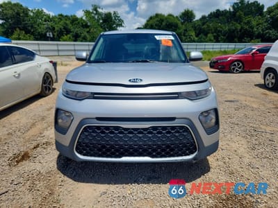 Piąte zdjęcie samochodu w środku: 2020 KIA SOUL S VIN:KNDJ23AU6L7732940 - miniatura