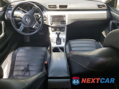 Zdjęcie 8 z 12 samochodu: 2010 VOLKSWAGEN CC SPORT VIN:WVWML7AN7AE504772 - miniatura