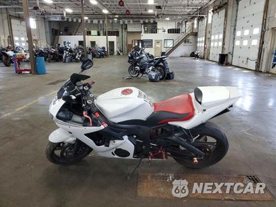Trzecie zdjęcie samochodu z tyłu: 2003 YAMAHA YZFR6 L VIN:JYARJ06EX3A004994 - miniatura