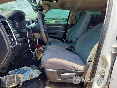 Zdjęcie 7 z 12 samochodu: 2017 RAM 2500 SLT VIN:3C6UR5DL9HG754943 - miniatura