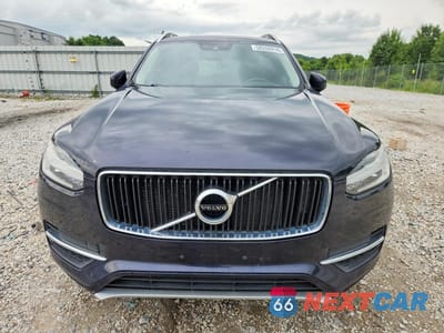 Piąte zdjęcie samochodu w środku: 2019 VOLVO XC90 T6 MOMENTUM VIN:YV4A22PK2K1486872 - miniatura