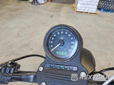 Zdjęcie 7 z 9 samochodu: 2015 HARLEY-DAVIDSON XL883 IRON 883 VIN:1HD4LE217FC443988 - miniatura