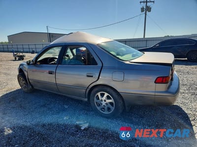 Drugie zdjęcie samochodu z przodu: 1999 TOYOTA CAMRY LE V6 VIN:4T1BF22K7XU077030 - miniatura