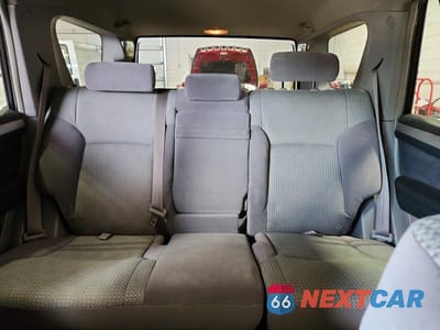 Zdjęcie 10 z 13 samochodu: 2005 TOYOTA 4RUNNER SR5 VIN:JTEBU14R050063629 - miniatura