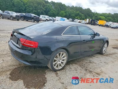 Trzecie zdjęcie samochodu z tyłu: 2011 AUDI A5 PREMIUM PLUS VIN:WAULFAFR3BA058718 - miniatura