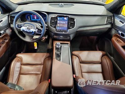Zdjęcie 8 z 13 samochodu: 2024 VOLVO XC90 ULTIMATE VIN:YV4H60CF3R1171444 - miniatura