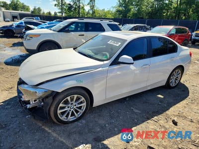 2016 BMW 320 XI WBA8A3C58GK688351 - główne zdjęcie licytacji z USA - miniatura