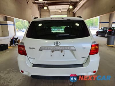Zdjęcie 6 z 13 samochodu: 2009 TOYOTA HIGHLANDER BASE VIN:JTEES41A592129167 - miniatura