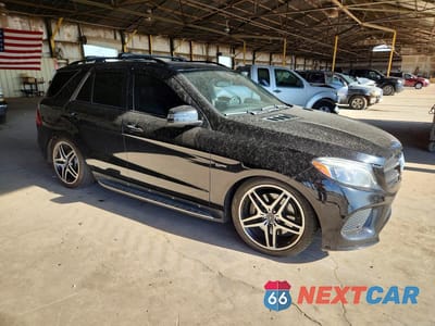 Czwarte zdjęcie samochodu z boku: 2017 MERCEDES-BENZ GLE 43 AMG VIN:4JGDA6EB0HA933832 - miniatura