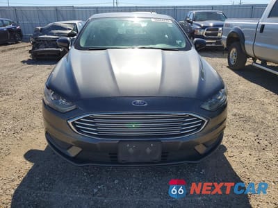 Piąte zdjęcie samochodu w środku: 2018 FORD FUSION SE VIN:3FA6P0H79JR140658 - miniatura