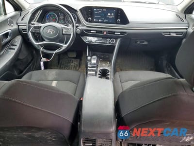 Zdjęcie 8 z 13 samochodu: 2022 HYUNDAI SONATA HYBRID SEL VIN:KMHL34JJ5NA038338 - miniatura