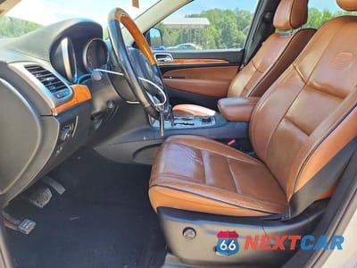 Zdjęcie 7 z 13 samochodu: 2011 JEEP GRAND CHEROKEE OVERLAND VIN:1J4RR6GT8BC719282 - miniatura