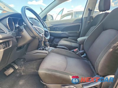Zdjęcie 7 z 14 samochodu: 2017 MITSUBISHI RVR SE VIN:JA4AJ3AU5HZ604326 - miniatura