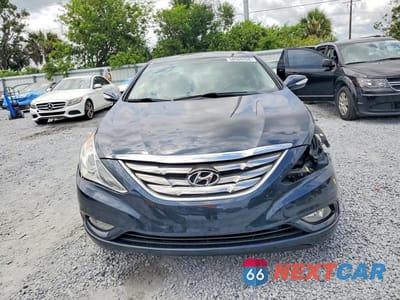Piąte zdjęcie samochodu w środku: 2012 HYUNDAI SONATA LIMITED VIN:5NPEC4AC4CH351014 - miniatura