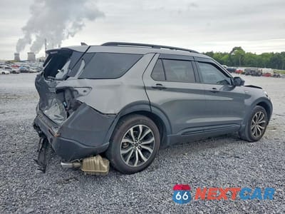 Trzecie zdjęcie samochodu z tyłu: 2022 FORD EXPLORER ST-LINE VIN:1FMSK7KH0NGB64678 - miniatura