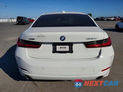 Zdjęcie 6 z 12 samochodu: 2023 BMW 330XE VIN:3MW39FS00P8C96654 - miniatura