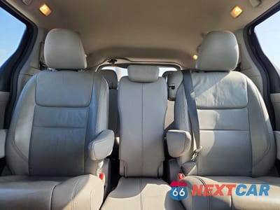 Zdjęcie 10 z 13 samochodu: 2017 TOYOTA SIENNA XLE 8-PASSENGER VIN:5TDYZ3DCXHS838611 - miniatura