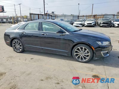 Czwarte zdjęcie samochodu z boku: 2019 LINCOLN MKZ RESERVE I VIN:3LN6L5LU3KR629571 - miniatura
