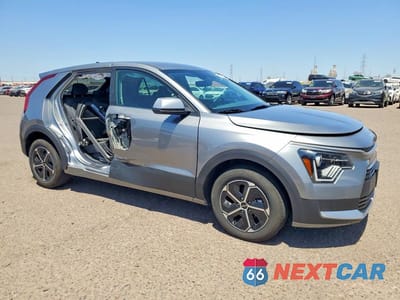 Czwarte zdjęcie samochodu z boku: 2026 KIA NIRO LX VIN:KNDCP3LEXT5319852 - miniatura