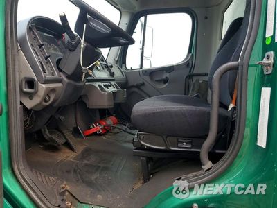 Zdjęcie 7 z 13 samochodu: 2016 FREIGHTLINER BUSINESS CLASS M2 BOX TRUCK VIN:3ALACXDT7GDGN8769 - miniatura