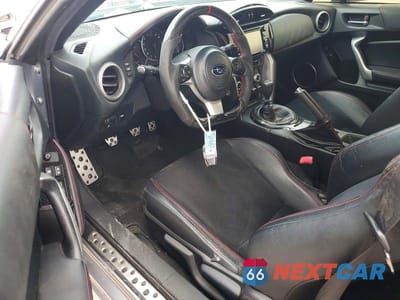 Zdjęcie 8 z 12 samochodu: 2017 SUBARU BRZ 2.0 LIMITED VIN:JF1ZCAC17H9602268 - miniatura