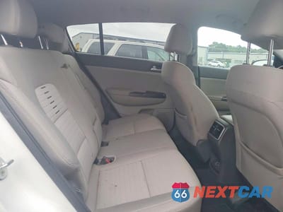 Zdjęcie 11 z 13 samochodu: 2017 KIA SPORTAGE LX VIN:KNDPM3AC0H7050882 - miniatura