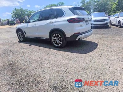 Drugie zdjęcie samochodu z przodu: 2026 BMW X5 XDRIVE40I VIN:5UX23EU09T9238757 - miniatura