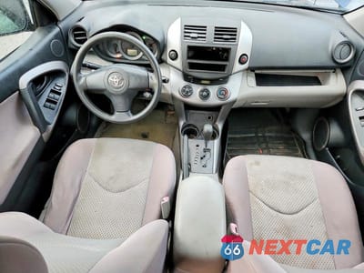 Zdjęcie 8 z 13 samochodu: 2007 TOYOTA RAV4 BASE VIN:JTMZD33V475069078 - miniatura