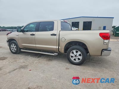 Drugie zdjęcie samochodu z przodu: 2008 TOYOTA TUNDRA SR5 VIN:5TFEV54128X035147 - miniatura