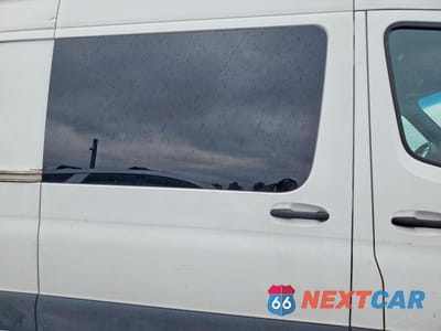 Zdjęcie 11 z 13 samochodu: 2021 MERCEDES-BENZ SPRINTER 2500 VIN:W1Y4DBHY2MT045467 - miniatura